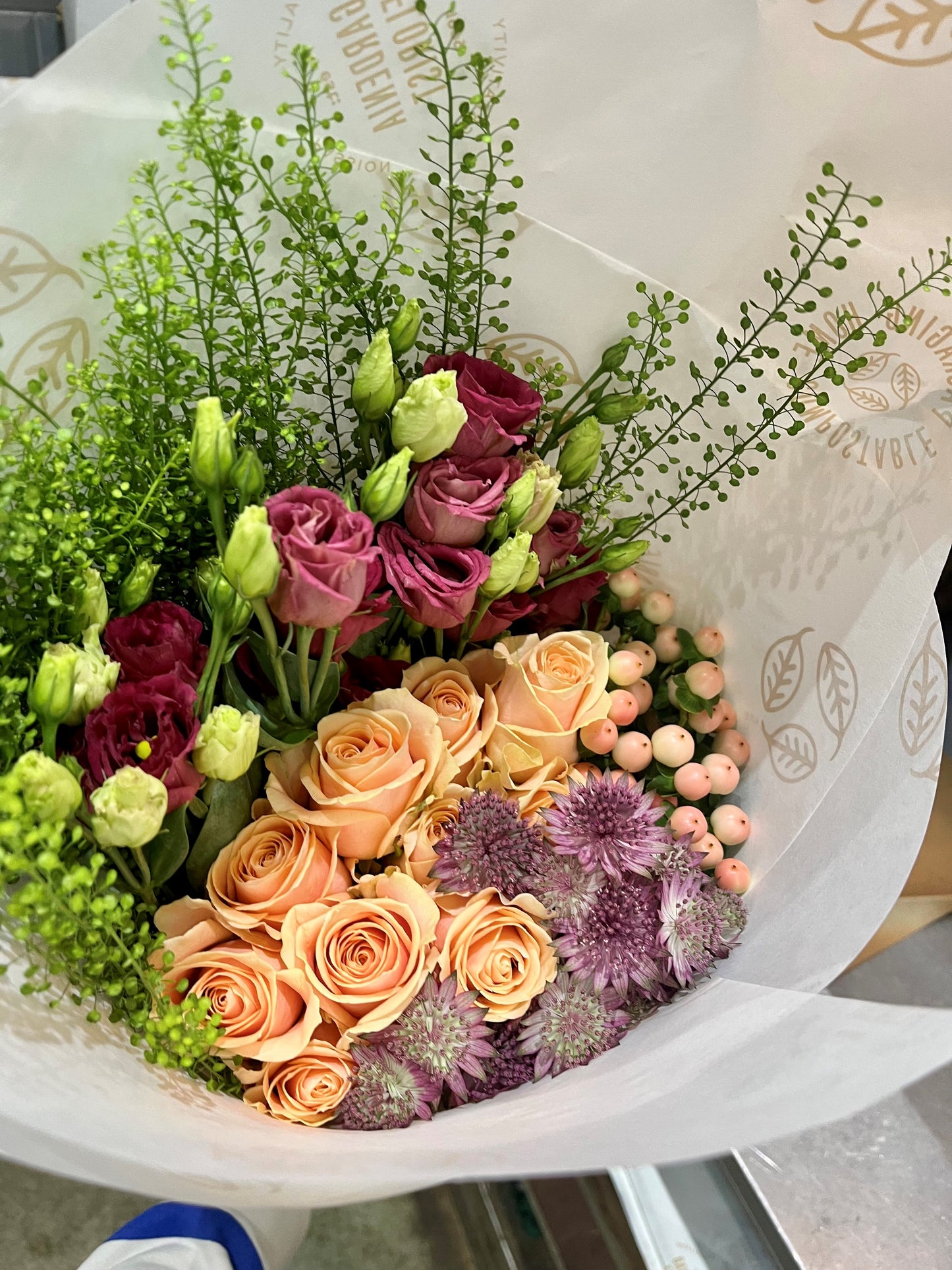 Blooms on Repeat – DIY Arranging at Home: A Seasonal Flower Subscription