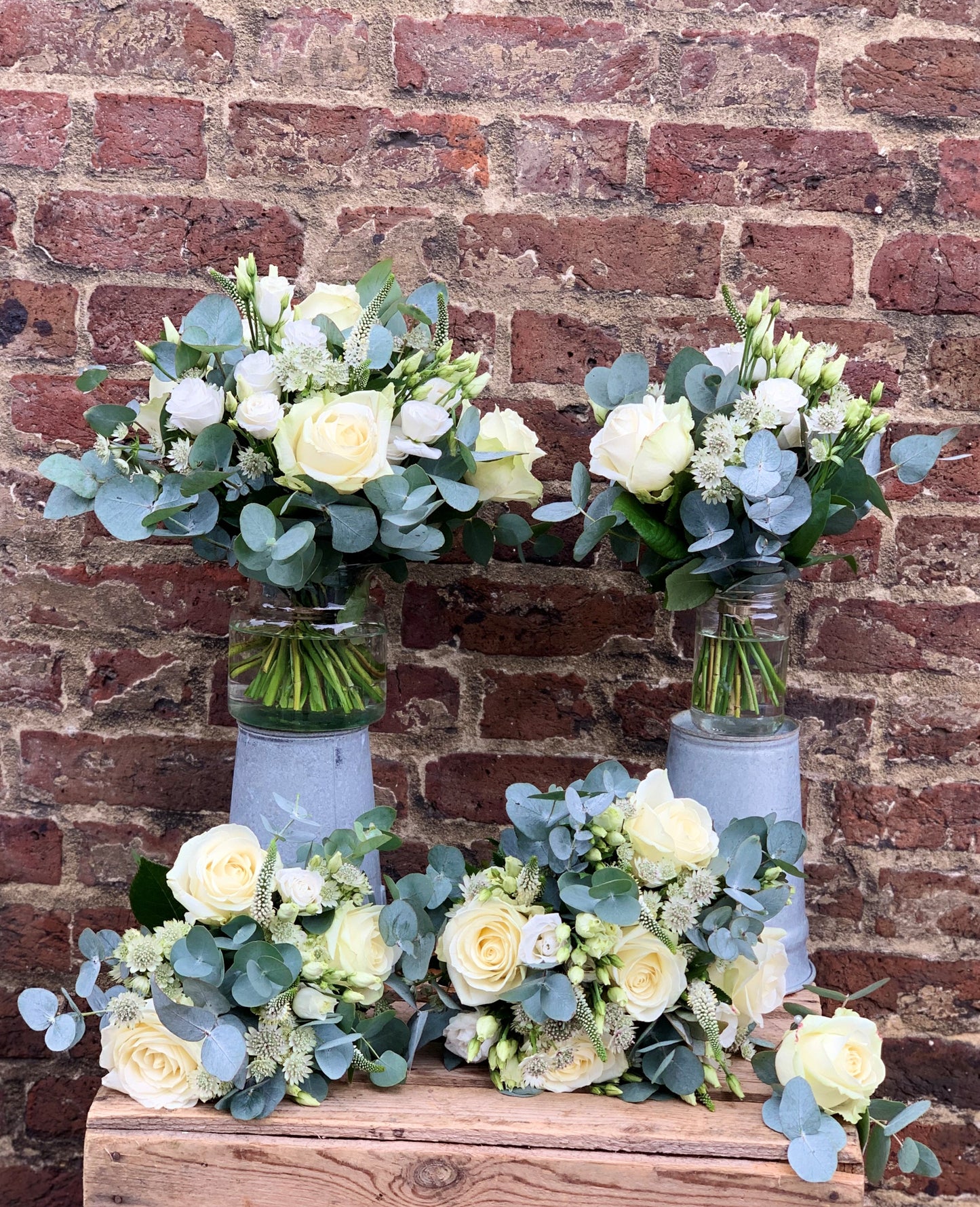 Pre-designed wedding flowers