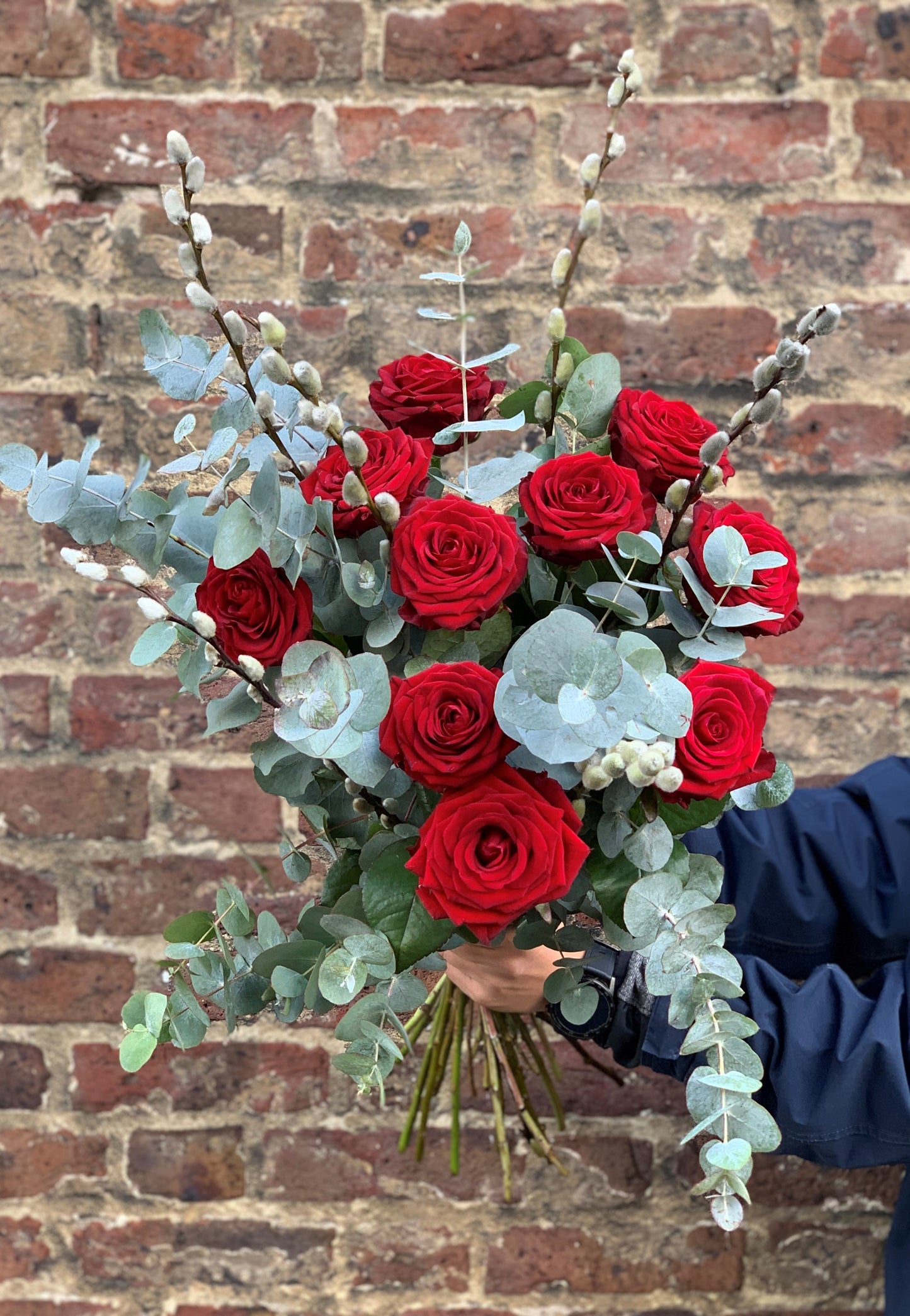 Luxury Natural Red Rose Bunch