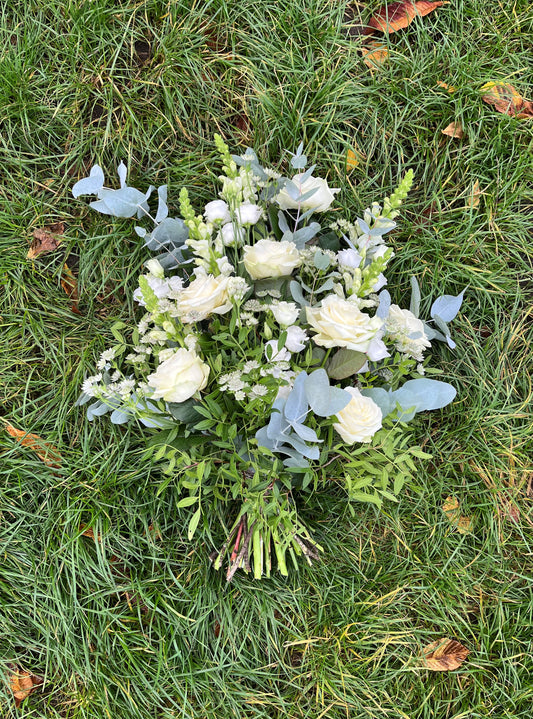 100% Compostable Funeral Sheaf - White & Green
